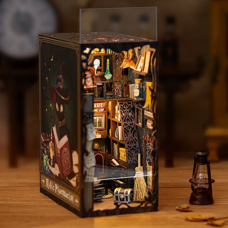 DIY Book Nook -Magic Pharmacist